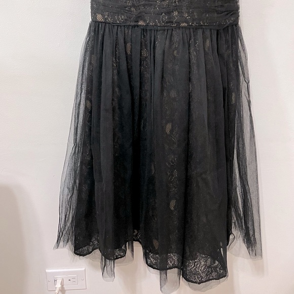 Monique Lhuillier Lusting Over You Black Gown $598 - Picture 10 of 16